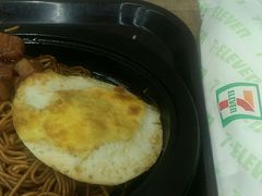 -全家便利店(杭州龙翔桥地铁站店)