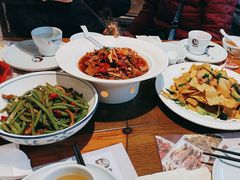 -黄泥岗·地道湖北菜(奥特莱斯店)