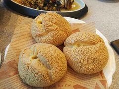 爆浆榴莲泡芙-新南华大酒店(长寿店)