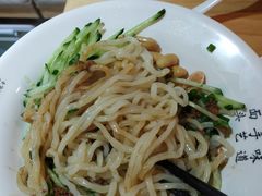 -凤起龙游老面包子(凯德晶品店)