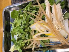 -金鼎雪山牦牛杂火锅(理县总店)