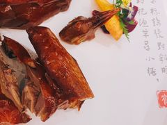脆皮妙龄乳鸽-茗鼎汇(星方汇广场店)
