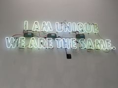 -UNI UNI(环亚凯瑟琳店)