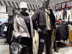 -UNDER ARMOUR(八达岭奥莱店)