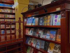 -果戈里书店