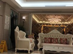 -沪华海鲜大酒楼(南汇店)