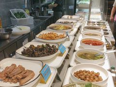 -遇上西雅图多融合海鲜自助餐厅(中房金谊广场店)
