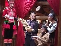 -老滇山寨•云南特色菜•地方菜•民族风情歌舞表演(金碧店)