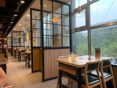靠窗位-彤德莱火锅(大学城店)