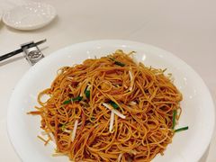 椰菜丝鸡蛋炒米粉-凤凰楼酒家·粤宴点心(华强北店)