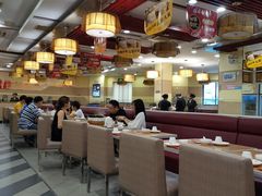 大堂-粤仔湾砂锅粥(金太湖店)