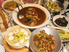 -卢大鲜鱼头捞饭(美利广场店)