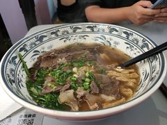 -粉吖吖·邵阳米粉(体育西路店)