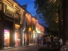 -谭鸭血老火锅(万象九宜城店)