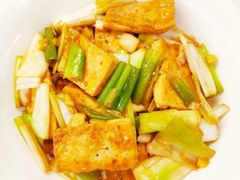-雪湖煜辰鱼头老店(雪野湖店)