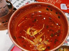 -成都你六姐·牛肉冒菜·麻辣香锅(长泰广场店)