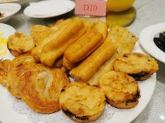 油墩子-东方明珠老上海8号餐厅