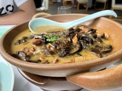 小鸡炖榛蘑-止观小馆·辽河口渔家菜(王府井店)
