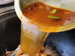 -老刘生态大鱼坊铁锅炖鱼(赛马场店)