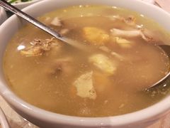 菌菇炖土鸡汤-海天楼中餐厅(吴宫泛太平洋酒店)