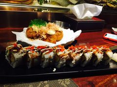 章鱼丸子-萤初高端日料王(曲江银泰店)