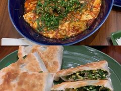 沸腾水煮海斑鱼豆花-君悦酒店·1881·北京烤鸭