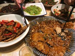 -钟掌勺忘不了地道湘菜(新天地假日广场店)