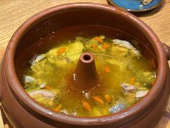 建水汽锅鸡小份-麦麦山云南菜(复地活力城店)