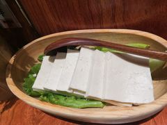 -独食火锅·半米屋台(直营总店)