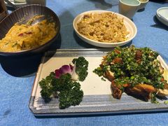 -香巴拉云南餐厅(华莱坞店)