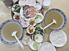 -桥香园云南过桥米线(金马碧鸡店)