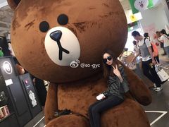-LINE FRIENDS Garosu-gil Flagship Store