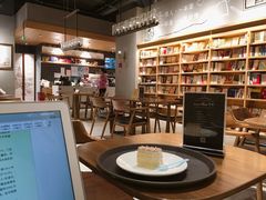 -百新书局(尚悦湾店)