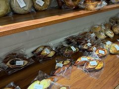 -雀食面包店(钟楼店)