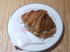 可颂包烧卖-不正咖啡(万达尊店)