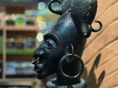 -奥利弗·雷金纳德·坦博国际机场