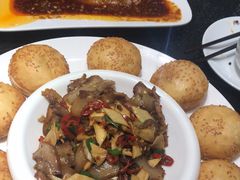 -万重锦·人文川菜馆(骡马市店)