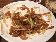 干炒牛河-南拳十三姨·潮汕砂锅粥(世纪金源店)