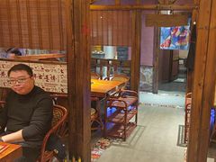 -东巴婆婆云南鱼豆花火锅(大东门店)