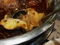 -肖肖酸萝卜鱼火锅(总店)