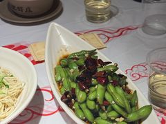 -肥肥虾庄·金牌油焖大虾(汉口城市广场店)
