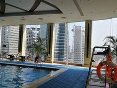 -上海龙之梦万丽酒店