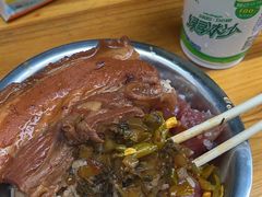 -梁阿婆廿年老牌扣肉糯米饭