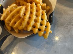 -必胜客(尹山湖歌林公园店)