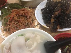 -雷祖芳老妈蹄花店