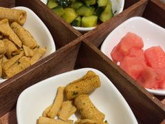 -老房老舍重庆火锅(假日城市店)
