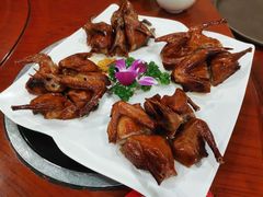 红烧乳鸽-花好悦园(瀛洲店)
