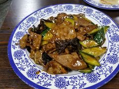 -生活本该如此北京小馆(周庄嘉园店)