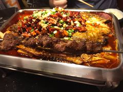 -鸣记脆皮烤鱼·海鲜烤鱼(亿合城店)