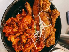 原味炸鸡和酱油鸡双拼-MI WU FACTORY米屋美食工厂餐厅(绿地店)